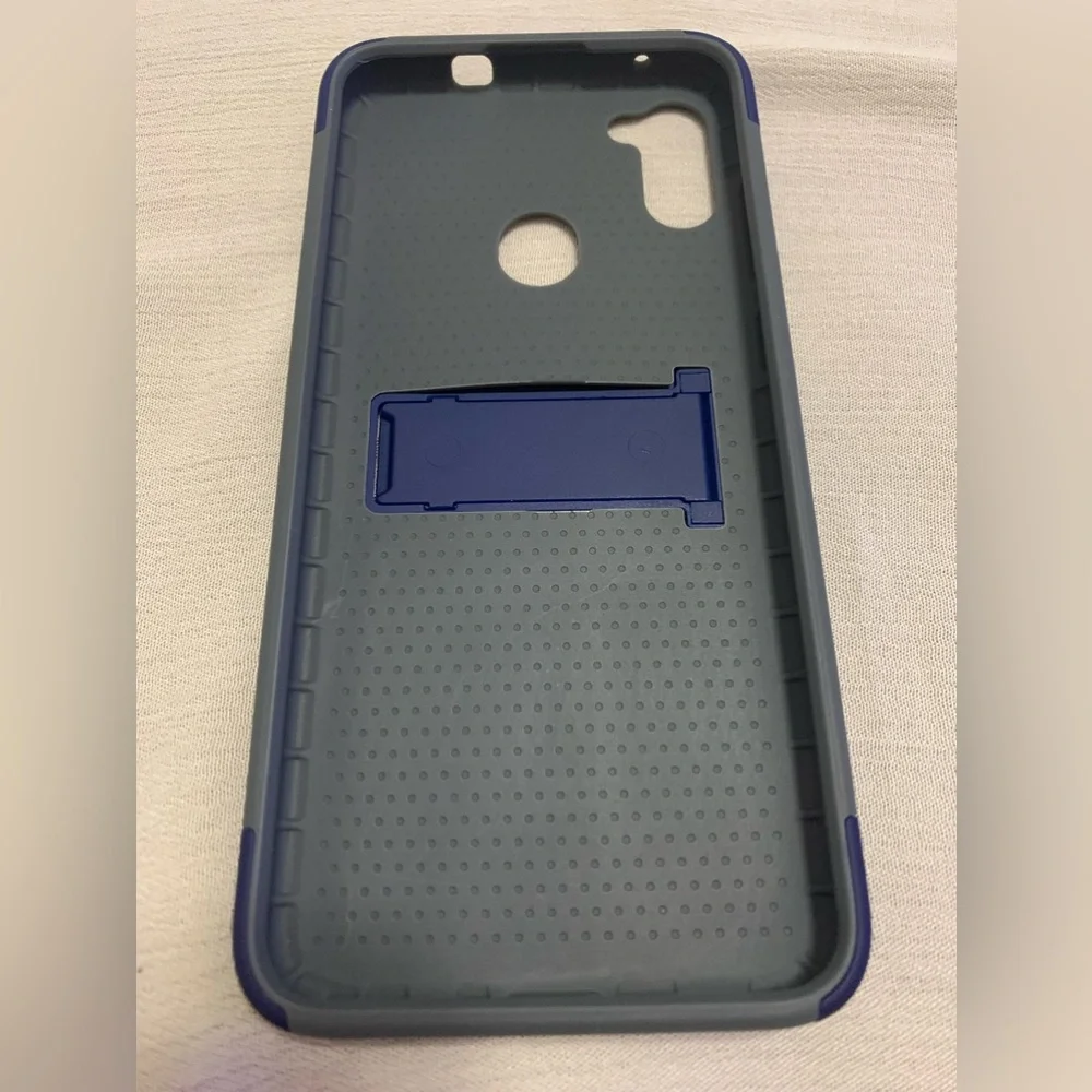 Samsung Galaxy A11 KICK | Dual-Layer Protective Kickstand Case Metro by T-Mobile